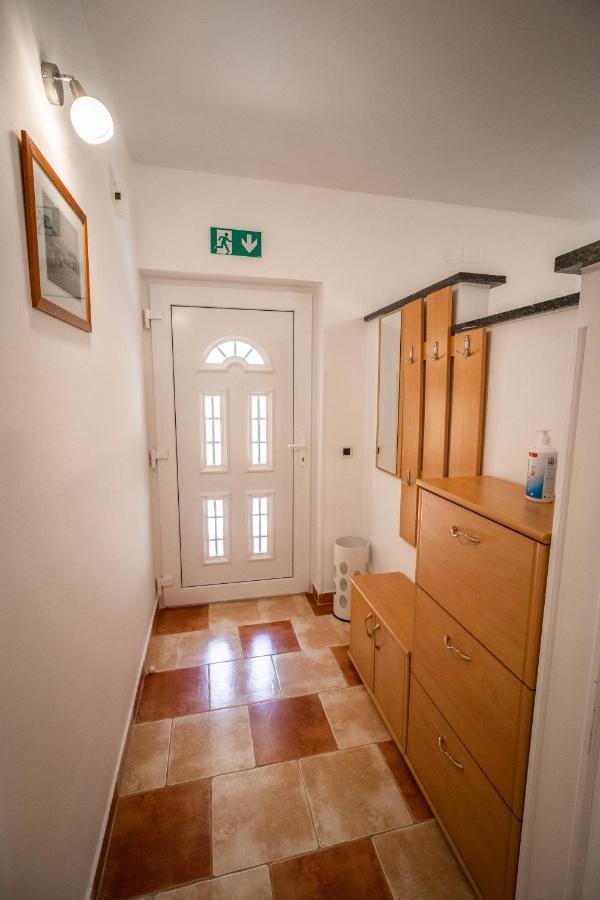Apartments Gracia Baska  Exterior photo